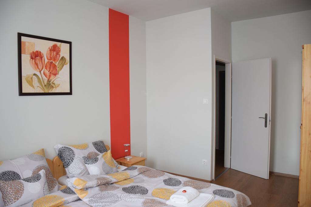 Nador Apartman Apartment Gyor Bagian luar foto