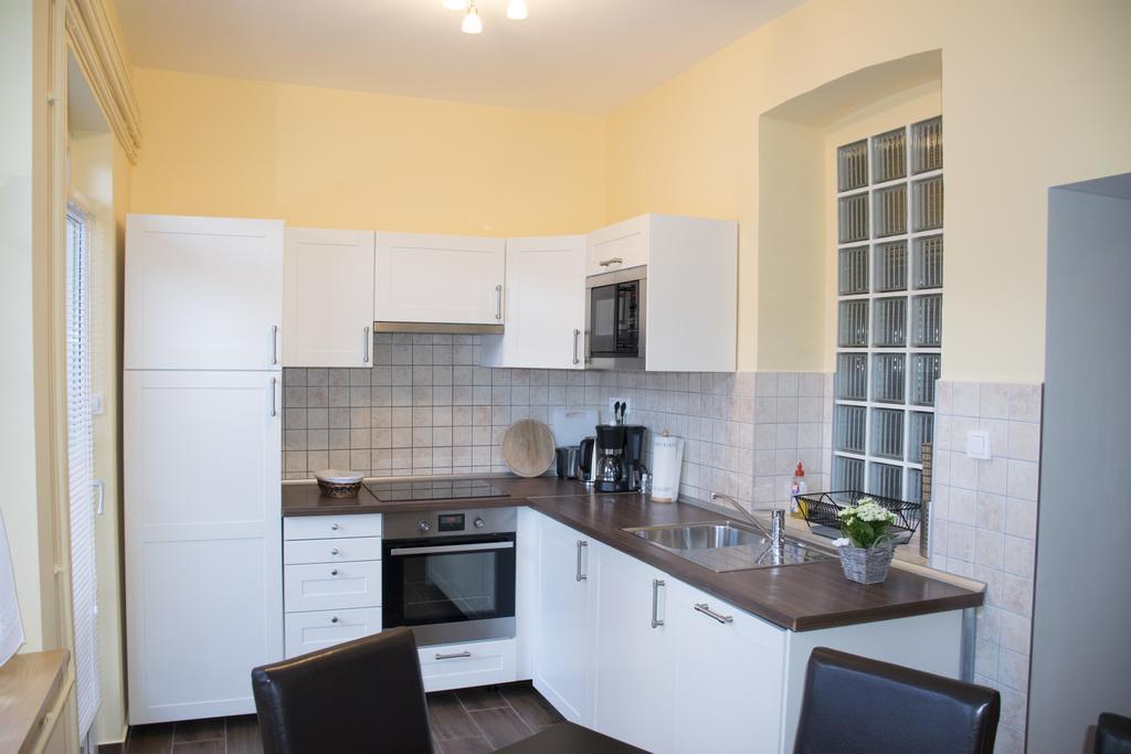 Nador Apartman Apartment Gyor Bagian luar foto