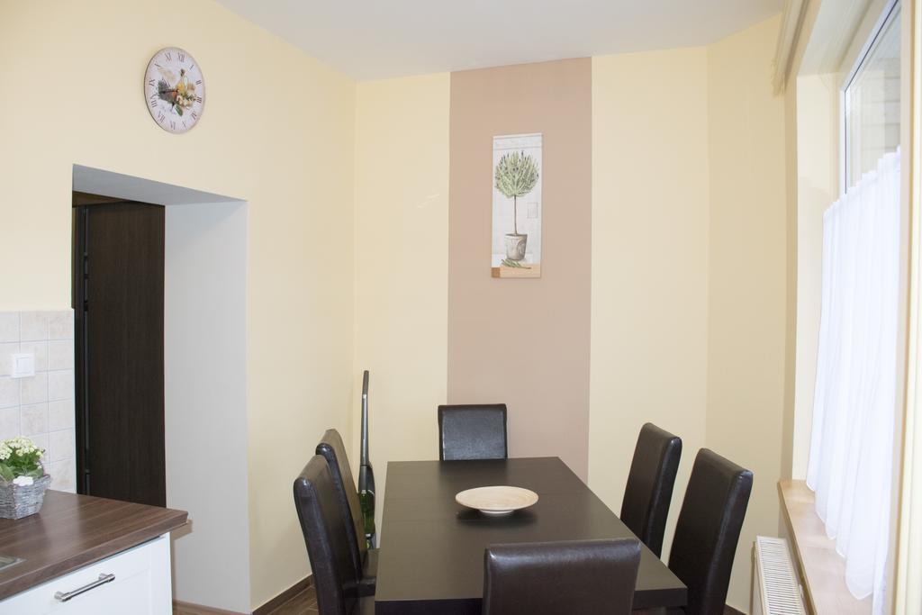 Nador Apartman Apartment Gyor Bagian luar foto